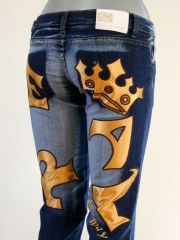 Damen Jeanshose Stonewashed mit goldener Krone und Stickerei Gr. 40