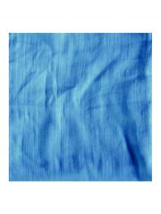 Tuch in hellblau