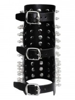 Leder Armband mit 81 Killernieten